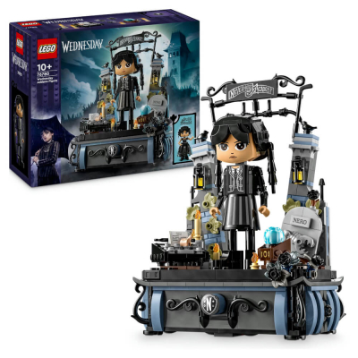 LEGO® Wednesday 76780 Addams Bau